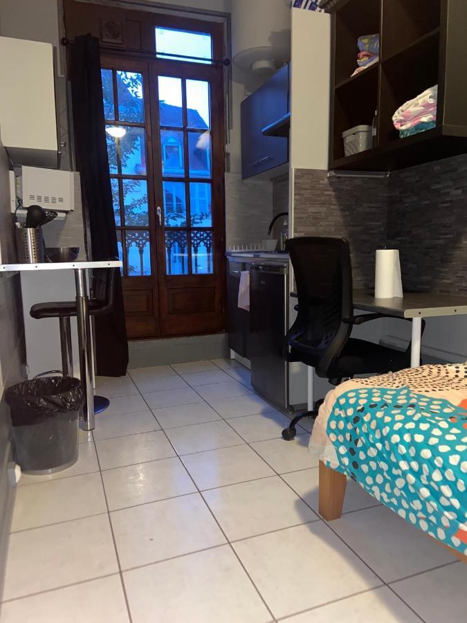 Emplacement Ideal : Studio Au Coeur De Dijon Disponible En Location Lejlighed Eksteriør billede